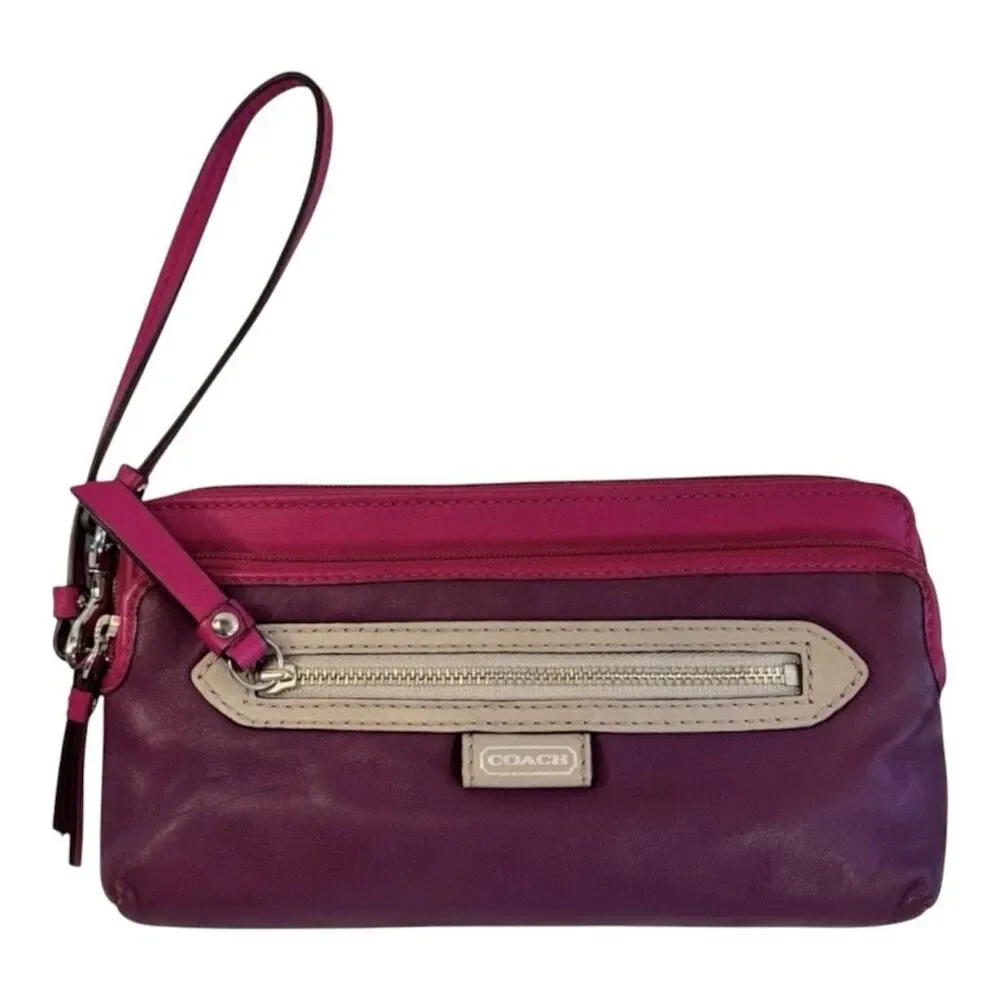 Coach Daisy Spectator Leather Wallet Wristlet Purple Pink